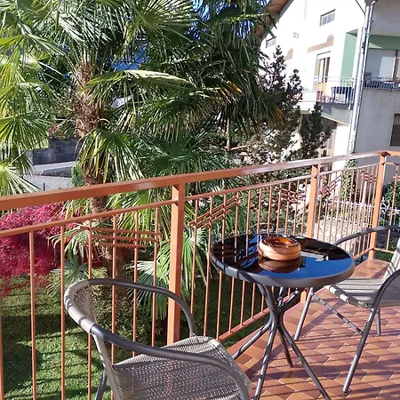 Casa Elena Daire *